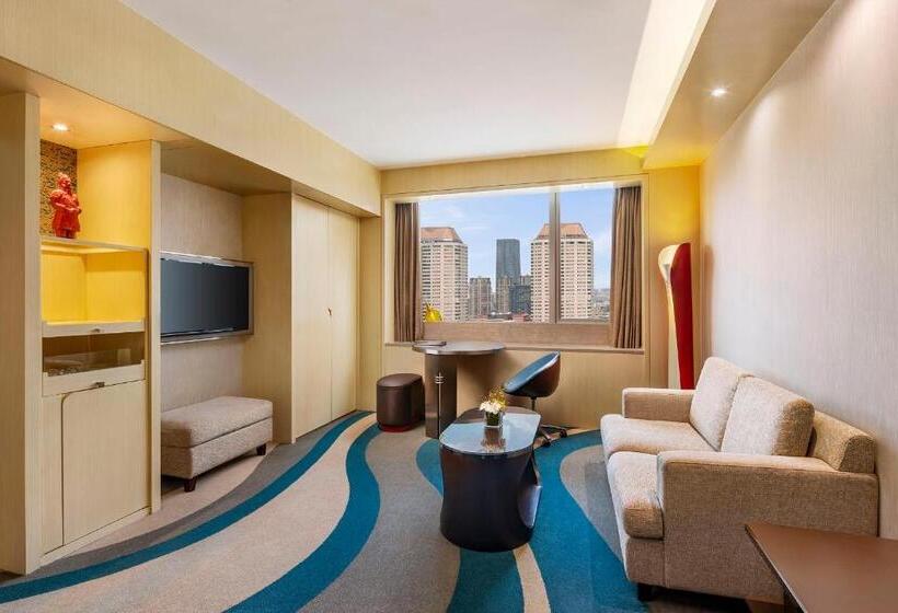 سوییت سوپریور, Radisson Collection Hyland Shanghai