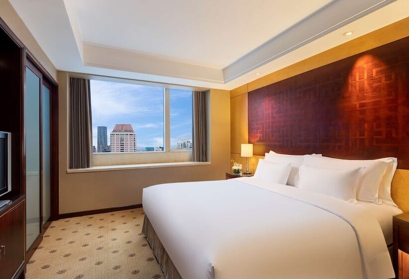 سوییت اجرایی, Radisson Collection Hyland Shanghai