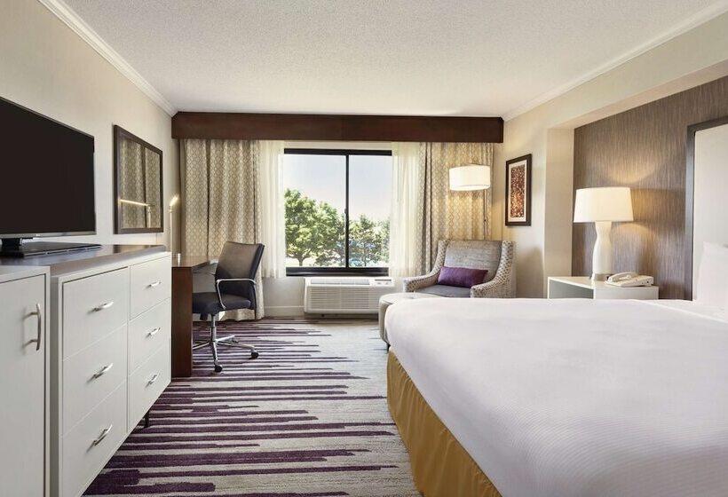 Номер Стандарт, Doubletree By Hilton Milwaukee Brookfield