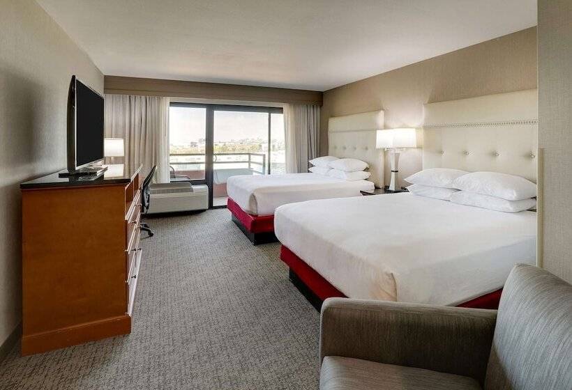 חדר דלוקס, Drury Inn & Suites Phoenix Airport