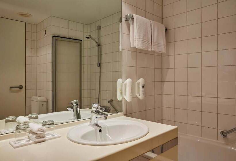 Номер Комфорт, H+ Hotel Leipzig Halle