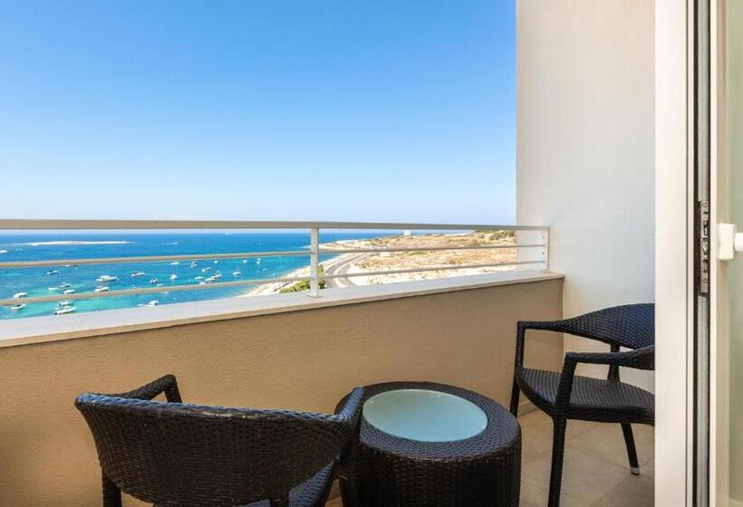 اتاق سوپریور با چشم‌انداز دریا, Salini Resort