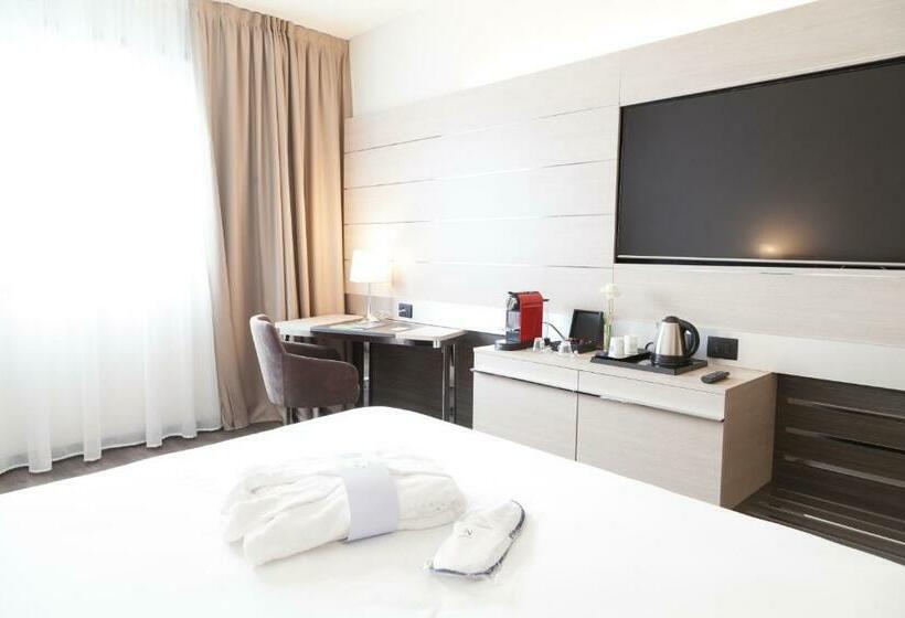 اتاق اجرایی, Novotel Brescia Due