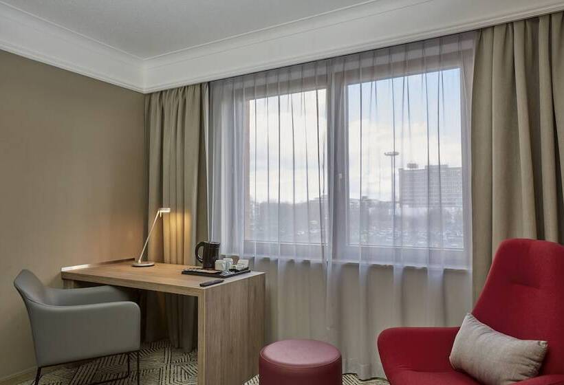 Полулюкс Президентский, H4 Hotel Hannover Messe
