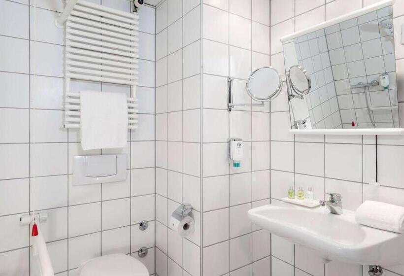 Номер Стандарт Индивидуальный, NH Düsseldorf City