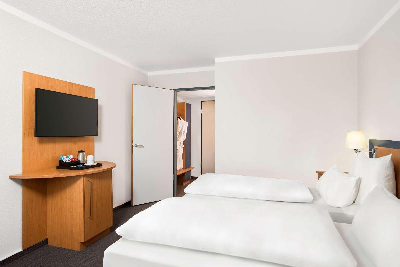 Семейный Номер, NH Frankfurt Airport West