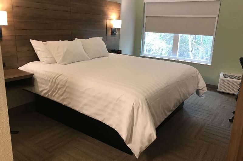 Стандартный Номер Кровать Кинг, Baymont By Wyndham Lake Park Valdosta I75
