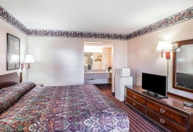 스탠다드 룸 킹사이즈 침대, Econo Lodge