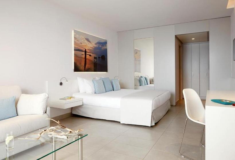 اتاق لوکس با چشم‌انداز دریا, Lindos Mare, Seaside
