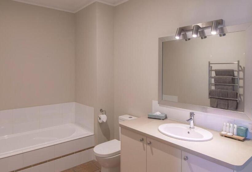سوئیت 2 خوابه, Moonlight Bay Suites