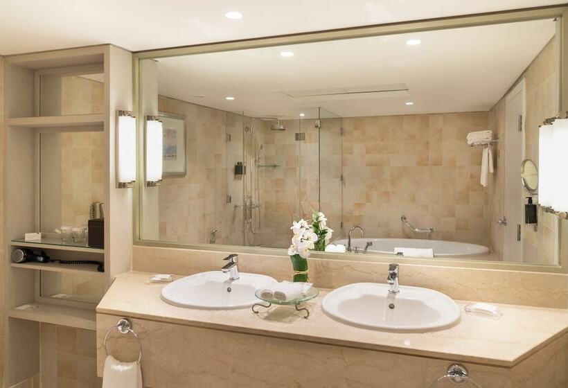 Люкс Вид на Море, Beach Rotana   Abu Dhabi