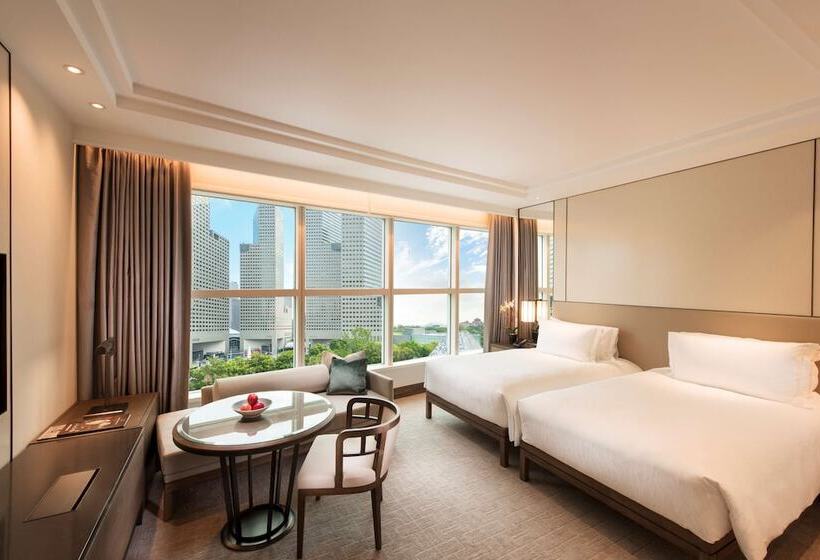 اتاق اجرایی, Conrad Centennial Singapore