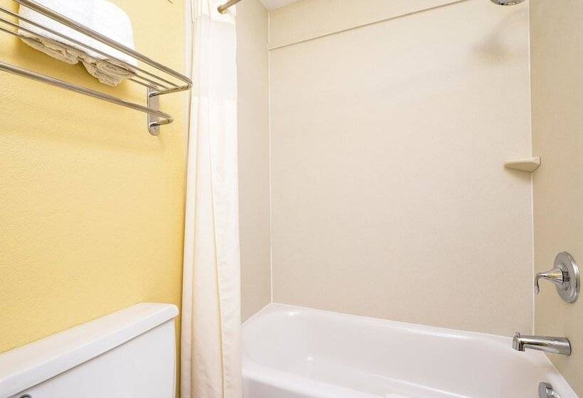 Номер Стандарт 2 Двуспальные Кровати, Xecutive Inn And Suites
