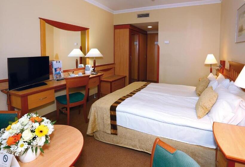 Номер Стандарт, Danubius Hotel Helia