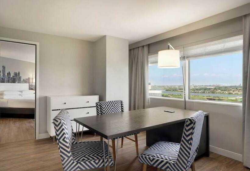 Люкс, The Park Hotel At Meadowlands