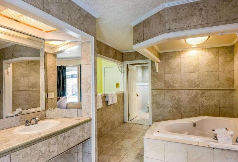 스위트 킹사이즈 침대, Econo Lodge Beach And Boardwalk