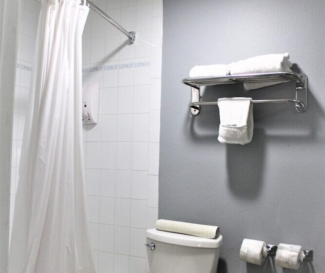 Номер Стандарт, Rancho San Diego Inn & Suites