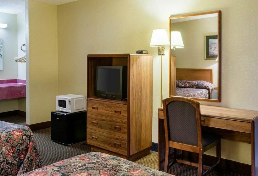 Номер Стандарт 2 Двуспальные Кровати, Motel 6 Greenwood, Ms