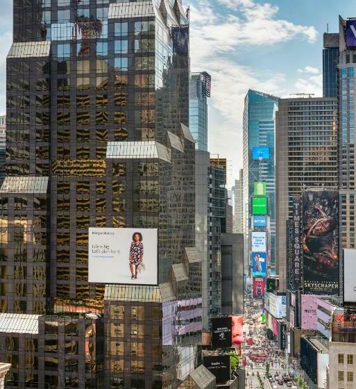 اتاق استاندارد با تخت بزرگ, M Social Hotel Times Square New York