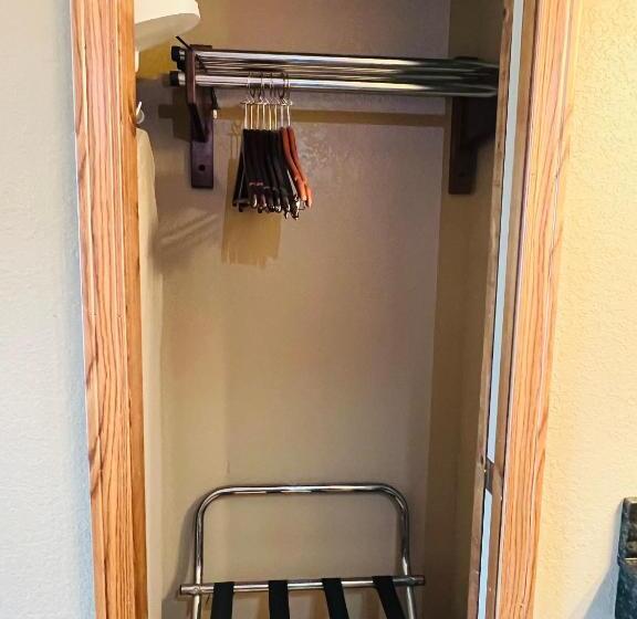 Номер Deluxe, Cattle Country Lodge
