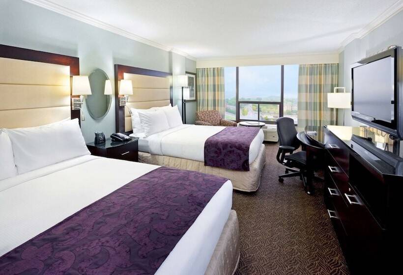 Номер Deluxe, Hilton Springfield
