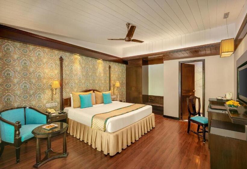 غرفة بريميوم, Shervani Hilltop Resort