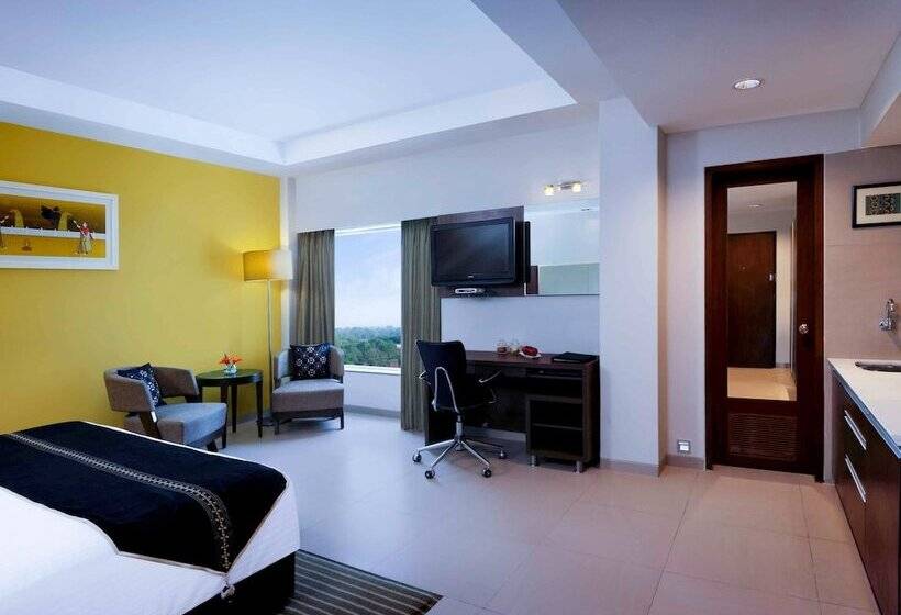 Номер Executive, Grand Mercure Vadodara Surya Palace