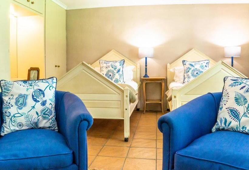 标准间, Halliwell Country Inn