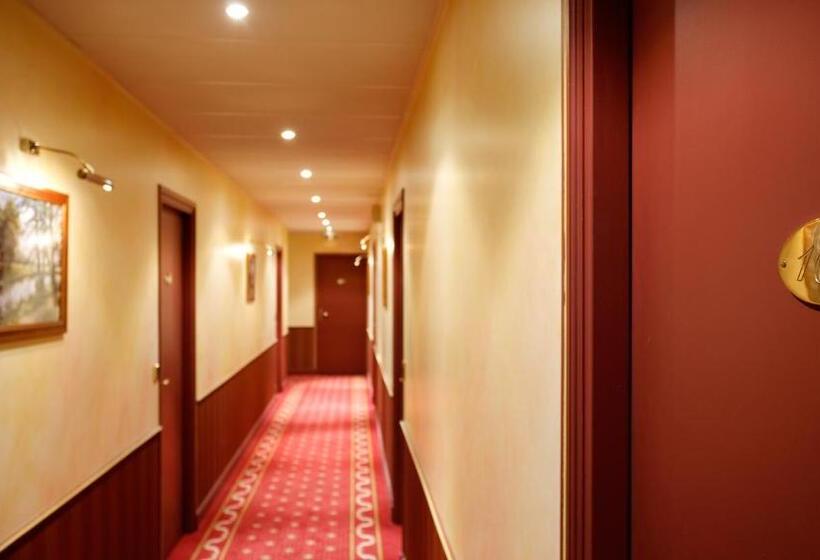 اتاق استاندارد, Logis Hôtel Restaurant Le Medicis