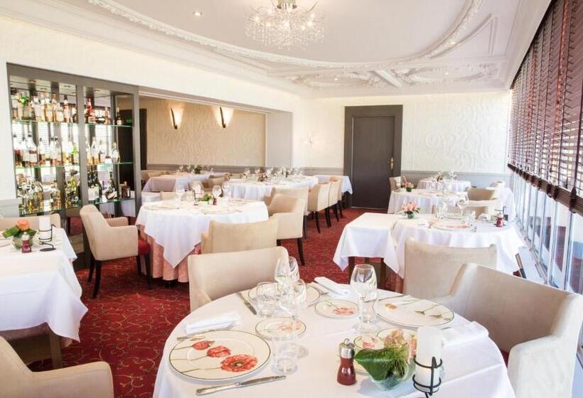 سوییت جونیور, Logis Hôtel Restaurant Le Medicis