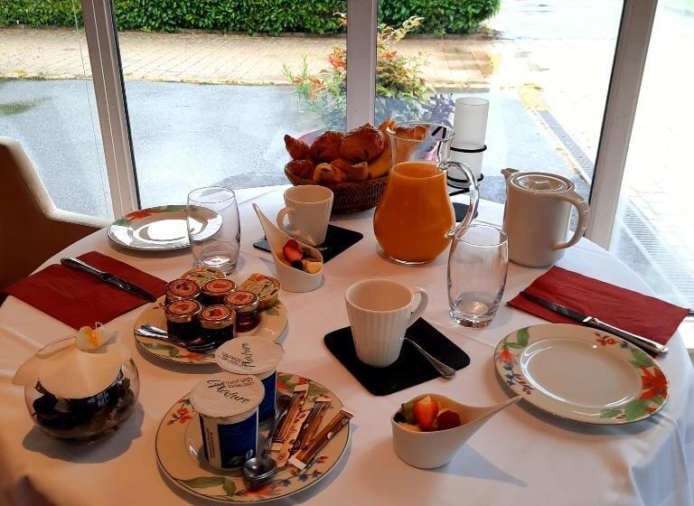 اتاق سوپریور, Logis Hôtel Restaurant Le Medicis