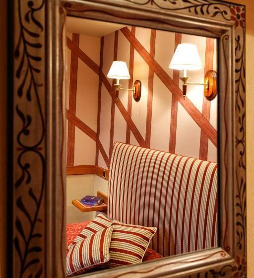 سوییت جونیور, Logis Hôtel Restaurant Le Medicis