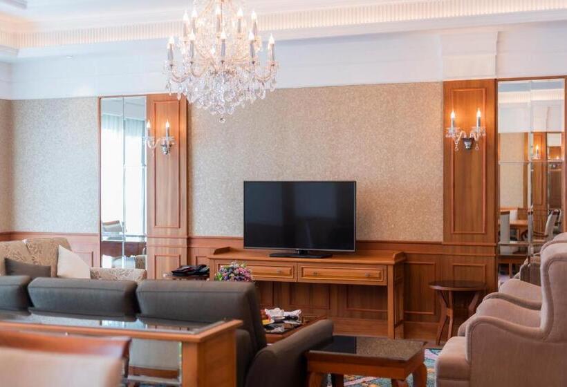 سوئیت پریمیوم, The Empress Hotel   Sha Extra Plus