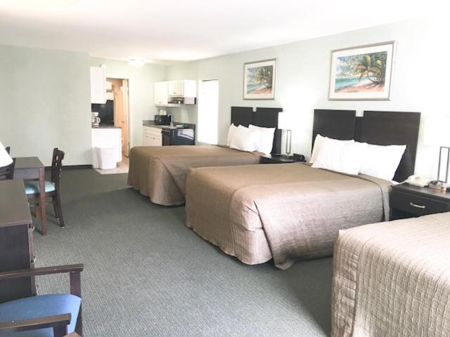 Номер Стандарт Трехместный, Ocean Plaza Motel