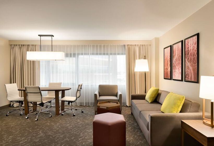 Люкс, Embassy Suites By Hilton Phoenix Downtown North