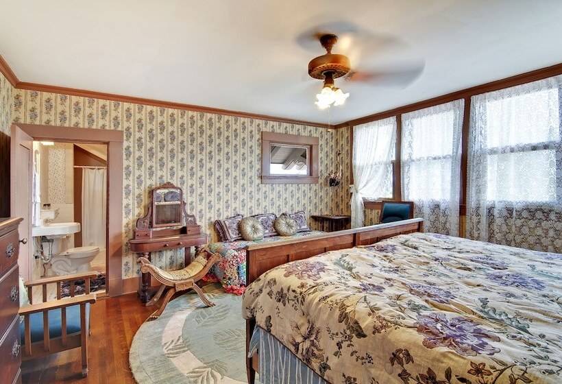 Номер Стандарт, Manoa Valley Inn