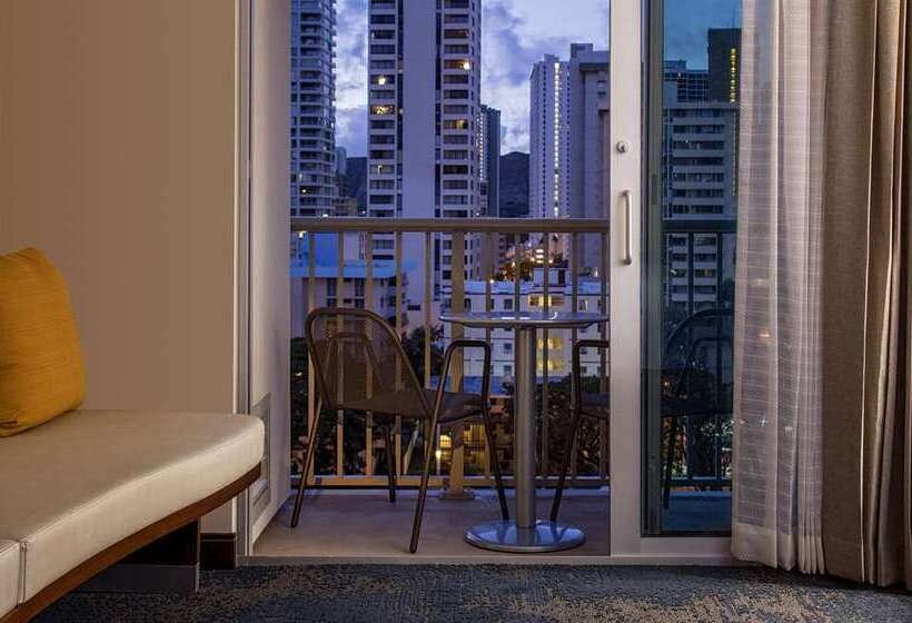اتاق استاندارد با تخت بزرگ, Virgin Hotels Las Vegas By Suiteness