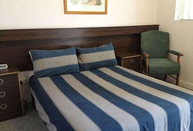 이코노미 룸, Figtree Motel