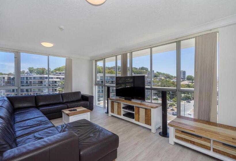 Апартаменты 2 Спальни Вид на Море, Burleigh Beach Tower