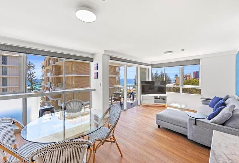 Апартаменты Deluxe 2 Спальни Вид на Море, Burleigh Beach Tower
