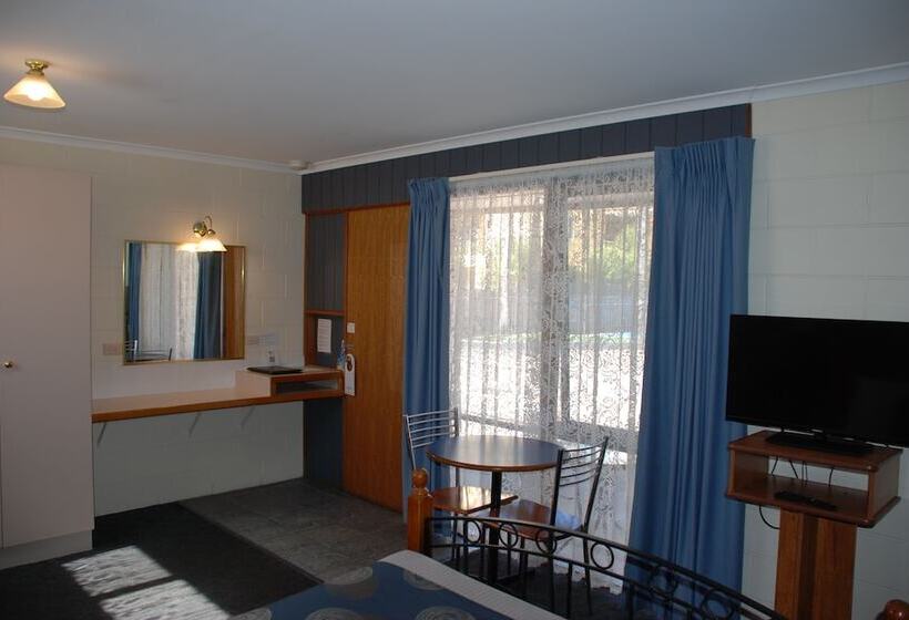 디럭스 스위트, Cunningham Shore Motel