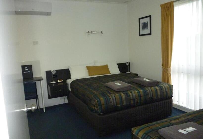 패밀리 룸, Otway Gate Motel