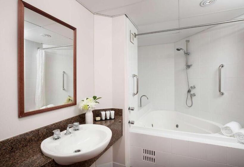 스위트 킹사이즈 침대, Rydges Bankstown