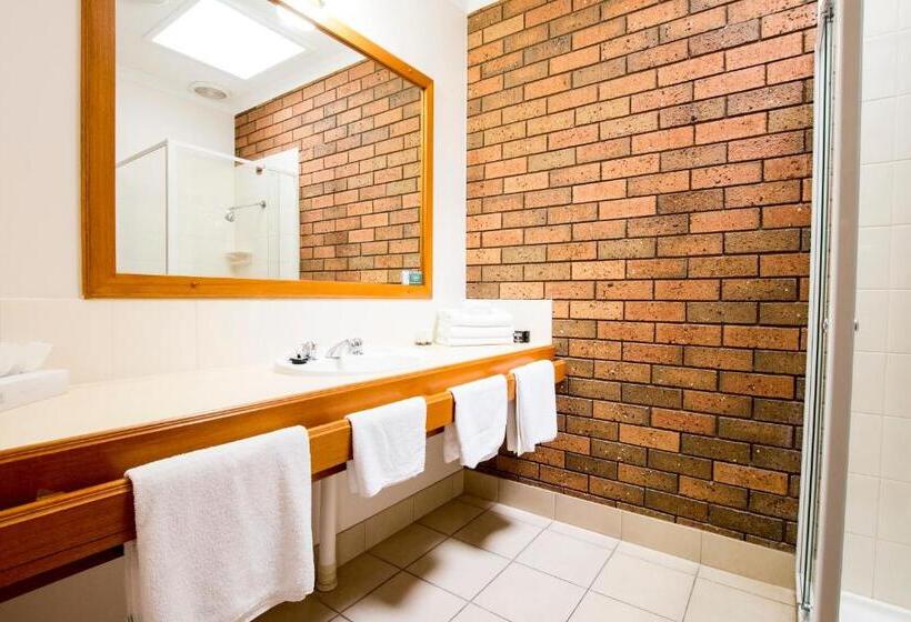 Люкс Семейный 2 Спальни, Sportslander Motor Inn