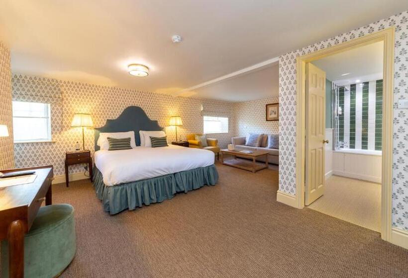 Номер Стандарт, The Barnsdale, Rutland