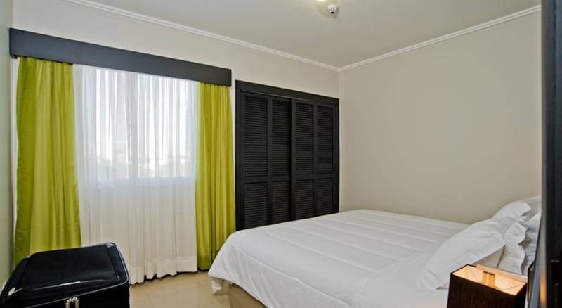 프리미엄 룸, Wyndham Golden Foz Suites