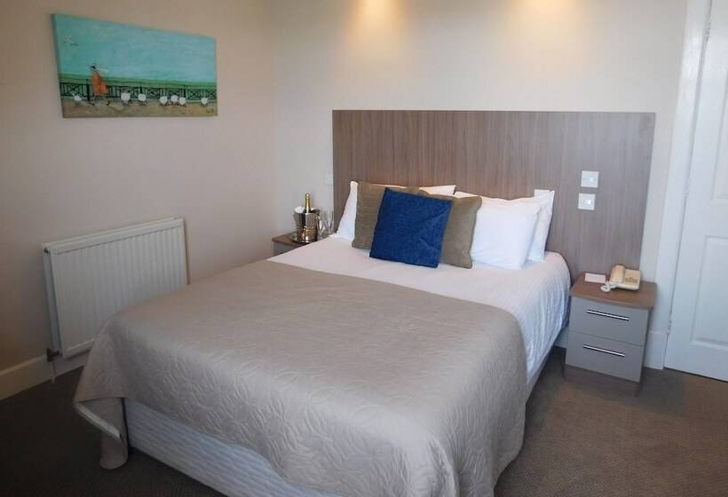 Номер Стандарт Вид на Море, Cullen Bay Hotel