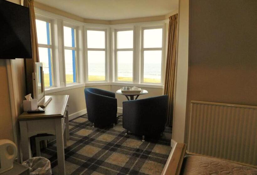 Номер Superior, Cullen Bay Hotel