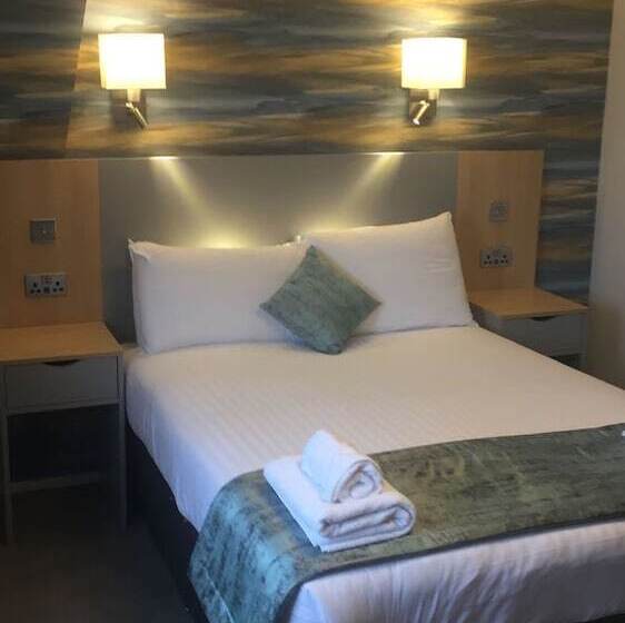Номер Стандарт, Caledonian Hotel  A Bespoke Hotel’