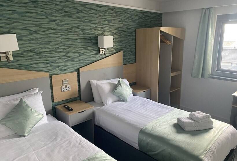 Номер Стандарт, Caledonian Hotel  A Bespoke Hotel’